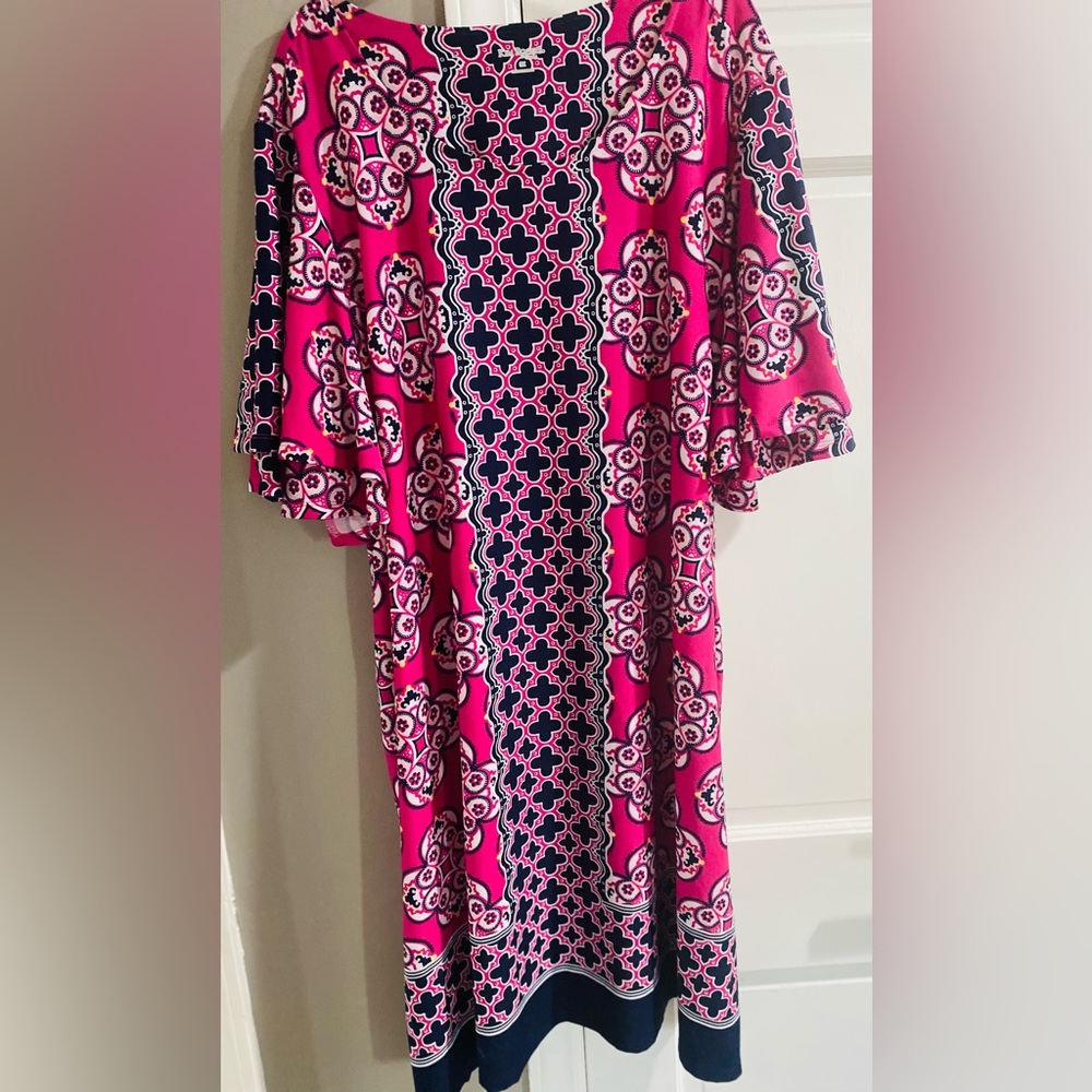Navy blue/hot pink short sleeve dress